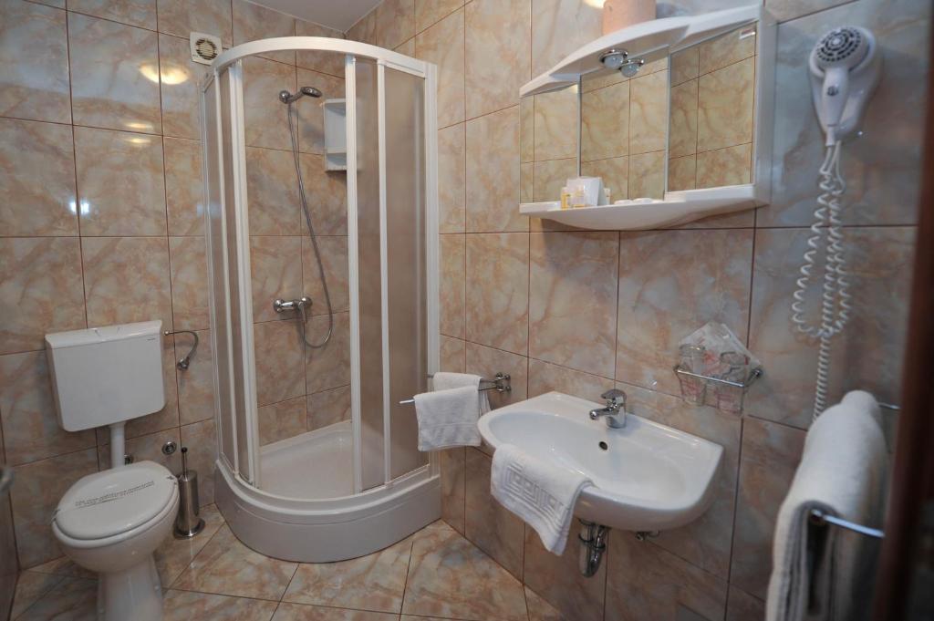 Bed & Breakfast Jugo Novalja Exterior foto